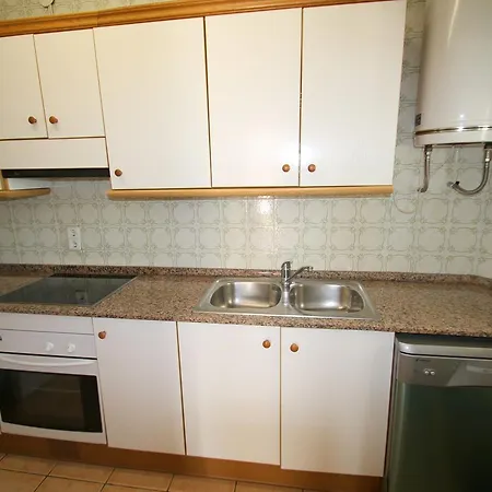 Casa Rosales 3 *