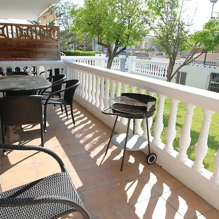 Casa Rosales 3 *
